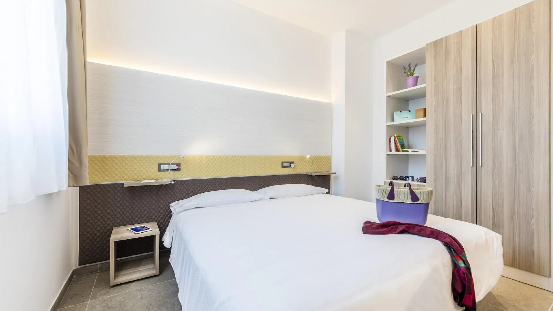 Szálloda Camplus Palermo Normanni - Casa Per Ferie