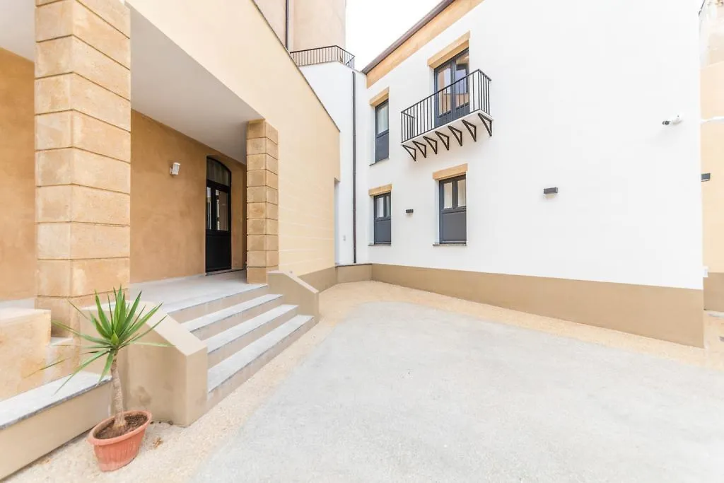Hotel Camplus Palermo Normanni - Casa Per Ferie
