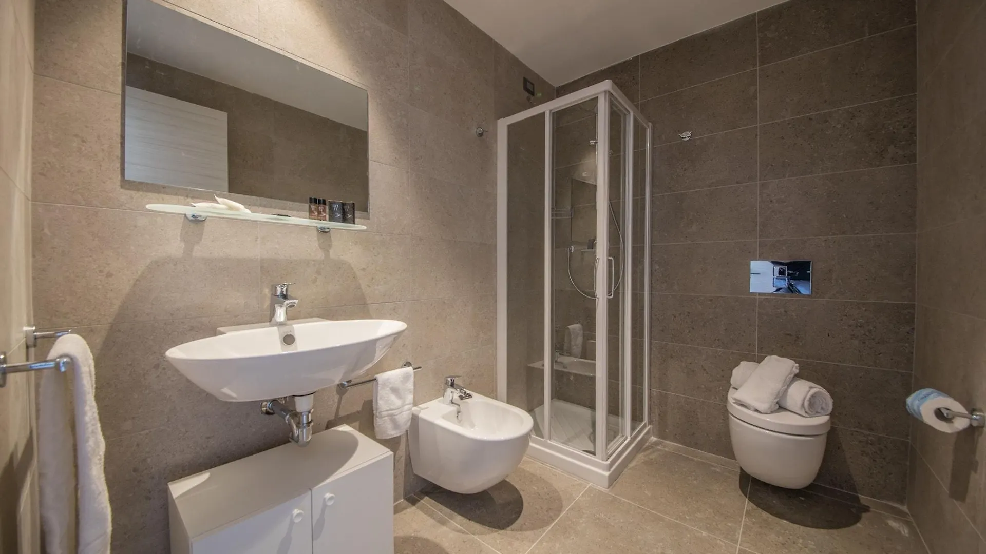 Hotel Camplus Palermo Normanni - Casa Per Ferie