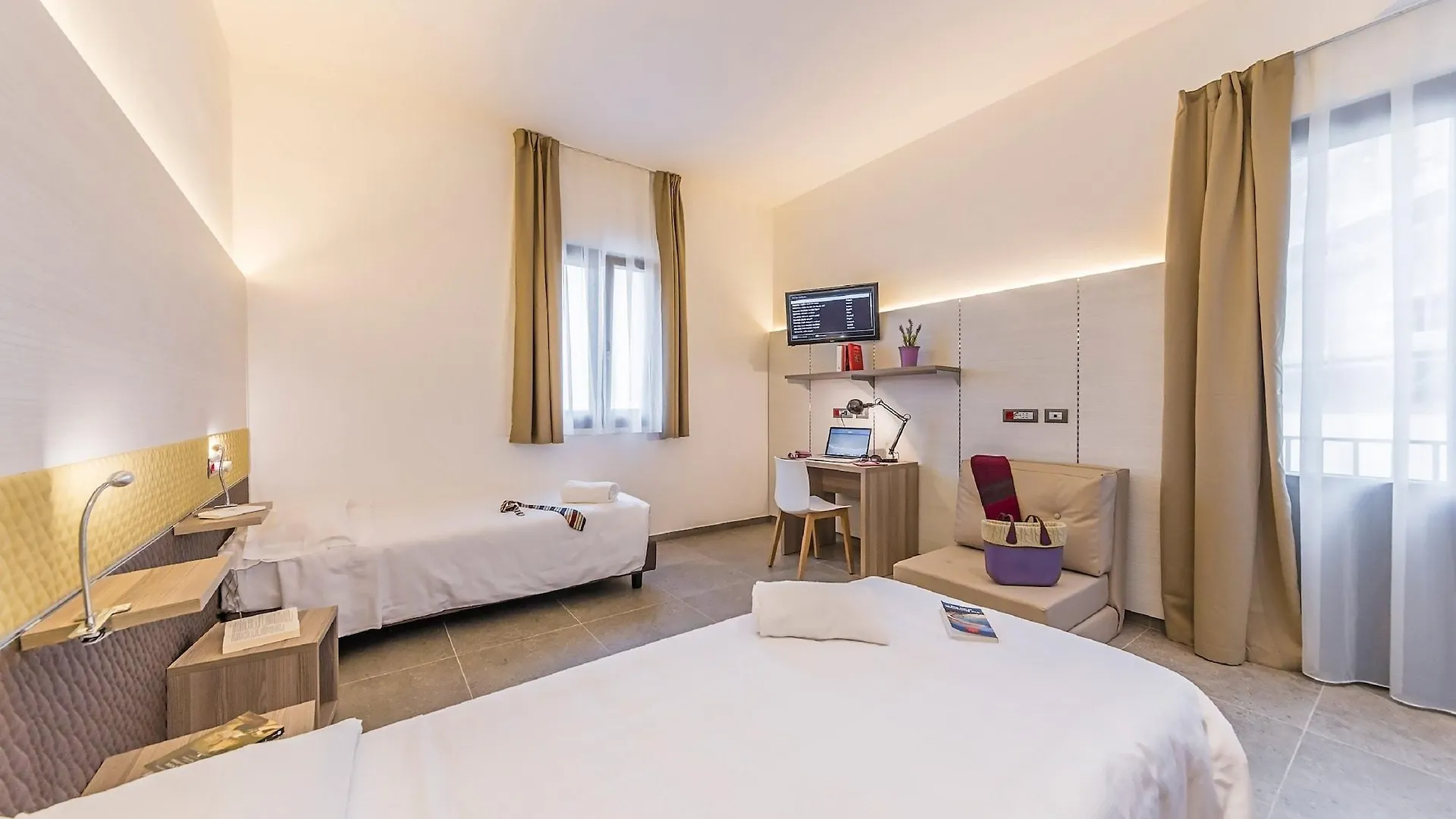 Camplus Palermo Normanni - Casa Per Ferie Hotel