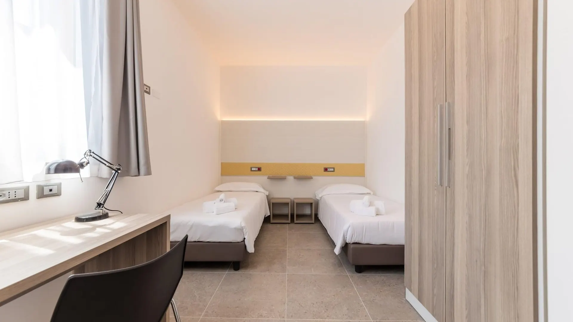 Camplus Palermo Normanni - Casa Per Ferie 3*,